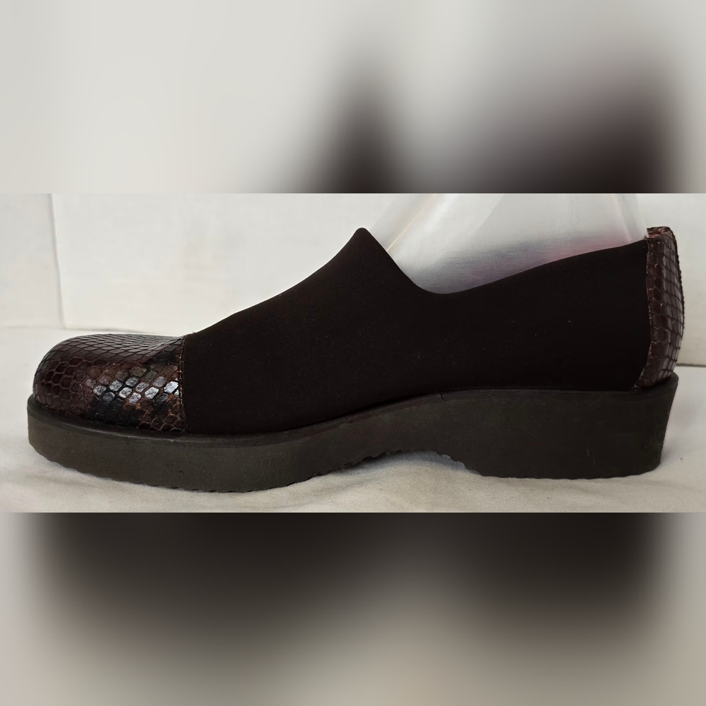 Donald J. Pliner Brown Snakeskin 8 - Picture 4 of 10